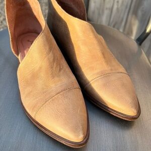 Free People Royale Leather Asymmetrical Pointed Toe Flats Size 37/7